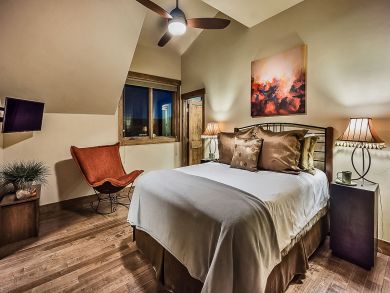 Steamboat Spring Vacation Home Sleeps Ten Guests.
